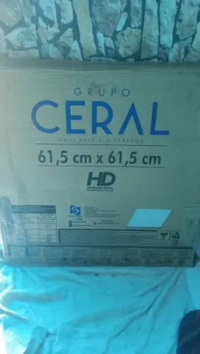 Vende se cerâmica e vidro blindex 
