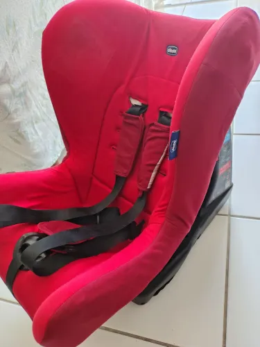 Cadeirinha automóvel