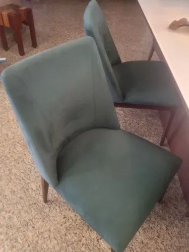 Mesa semi nova lindão sua sala.