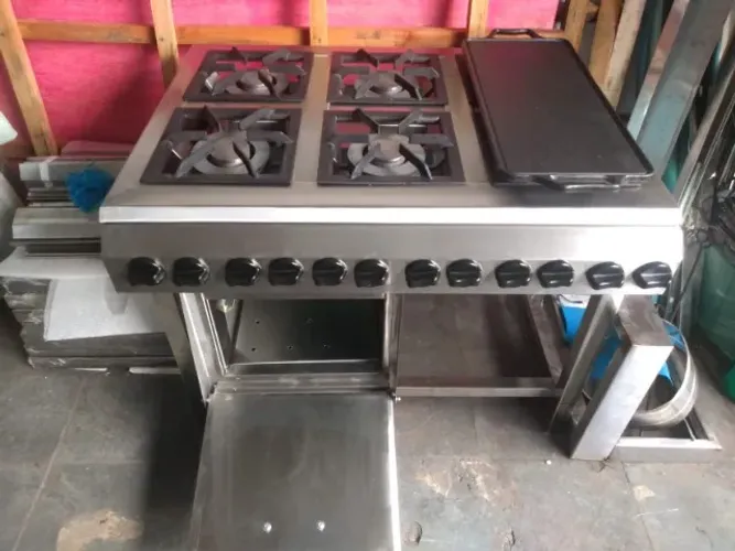 FOGAO INDUSTRIAL INOX- BOCA 30 X 30 MEDIDAS C/4 BOCAS ANUNCIO REF:900MM