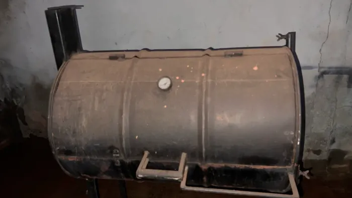 Churrasqueira Pit Smoker em Tambor - Grande e Reforçada