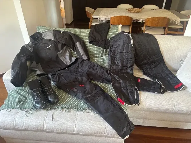 Roupa de motociclista