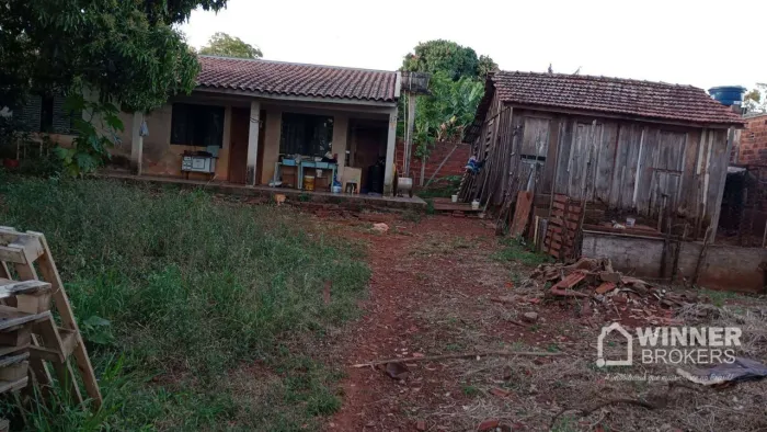 Terreno à venda, 591 m² por R$ 1.200.000 - Zona 08 - Maringá/PR