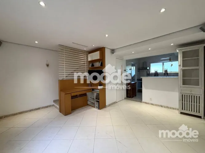 Casa com 2 Quartos para alugar, 104 m² por R$ 4.950/mês - Vila São Francisco - São Paulo/S
