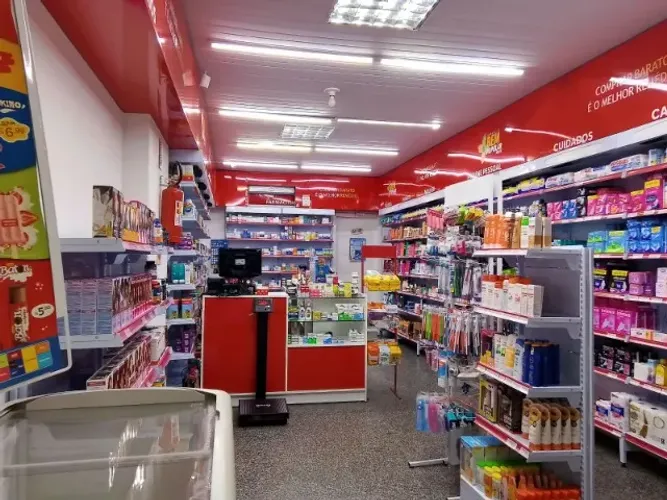 VENDE-SE FARMÁCIA COMPLETA E FUNCIONANDO