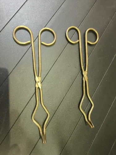 Pinça para cadinho