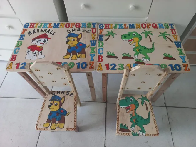 Kit infantil mesa e cadeira 