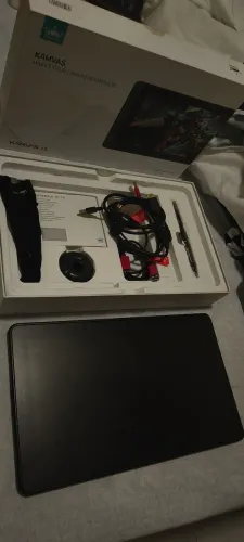 Mesa Digitalizadora Huion Kamvas 13