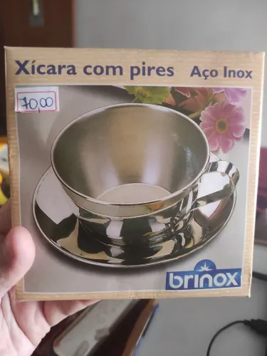 Xícara com pires em aço inox  marca brinox
