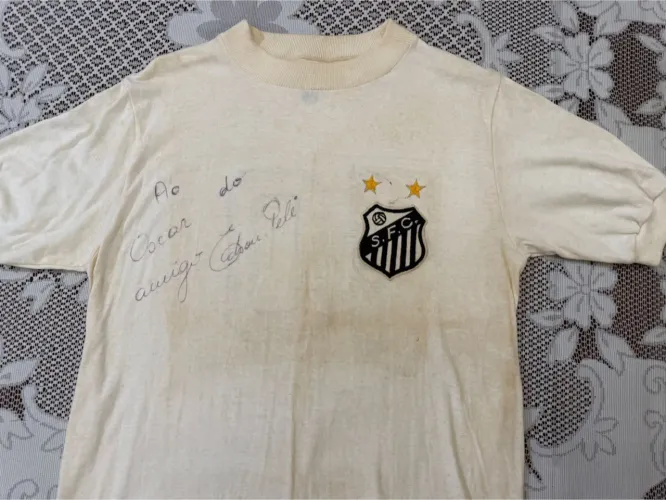 Camisa Santos autografada pelo Pelé Raridade