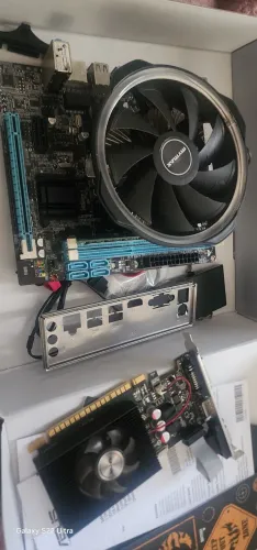 KIT I5 com placa de vídeo 710