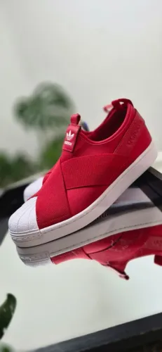 Tênis adidas Superstar slip on tam 39