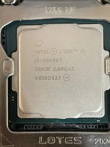 ESPECIFICAÇÕES Geração: 10ª Geração Intel Core (Comet Lake) Socket: LGA 1200 Número de Núc
