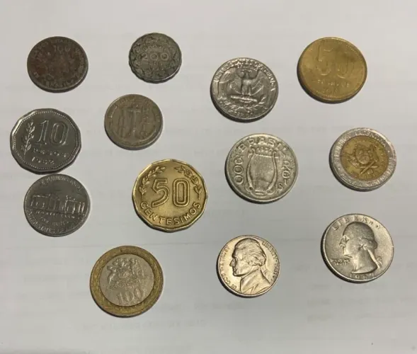 Moedas antigas nacionais e estrangeiras