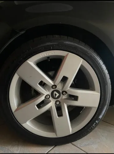 Rodas 18 pneus novos