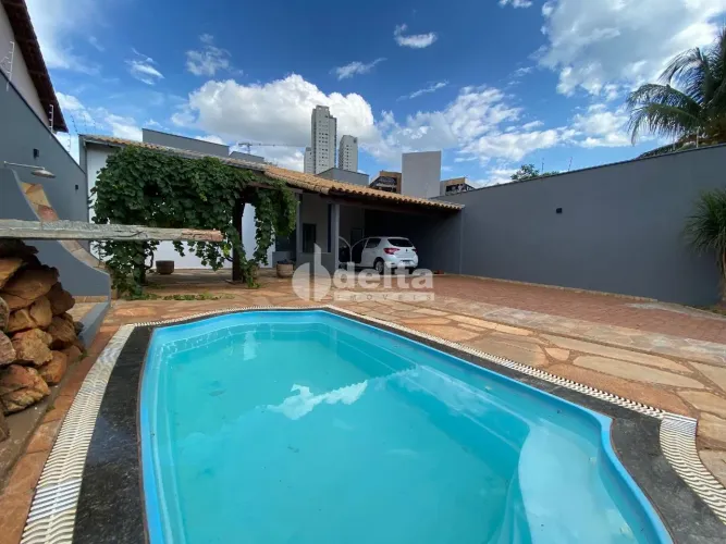 Casa residencial com 3 quartos sendo 2 suítes disponível para locação no bairro Jardim Kar