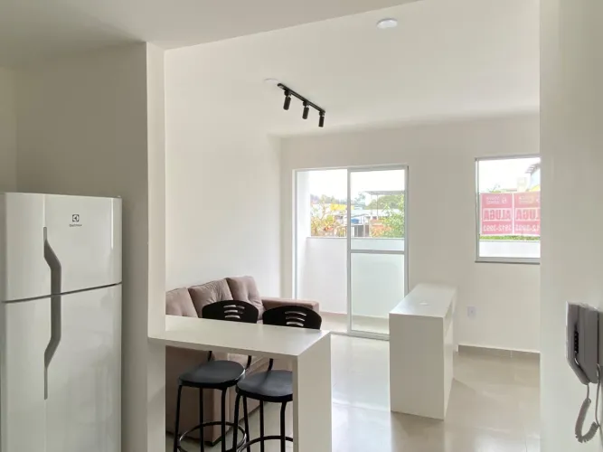 Studio com mobília e planejados no São Pedro para locação