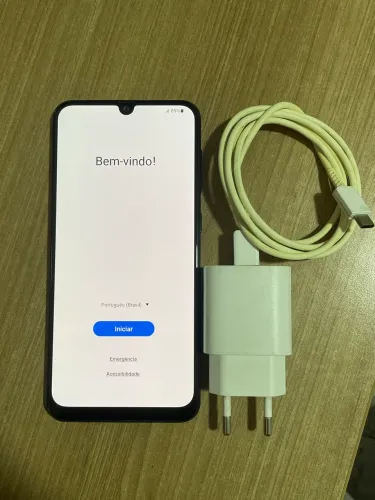 Samsung Galaxy A30