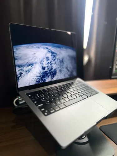 MacBook Pro M2 Max