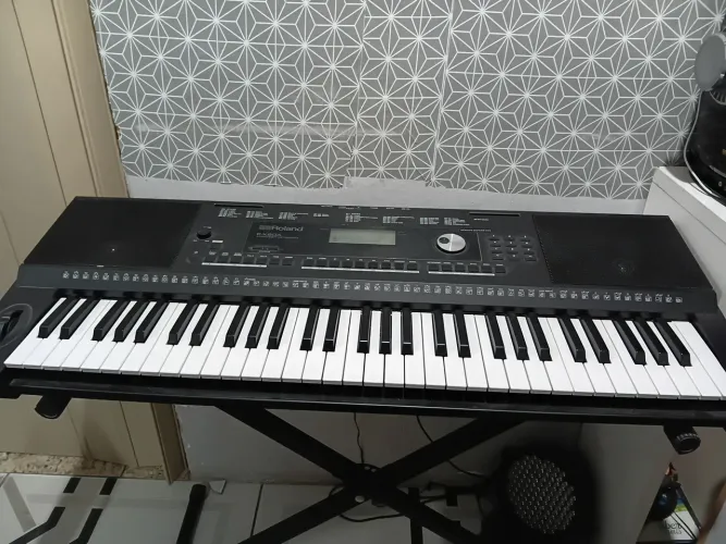 Teclado NOVO Roland Ex20a com acessórios