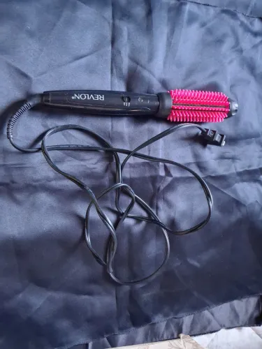 Escova de silicone Revlon bivolt 