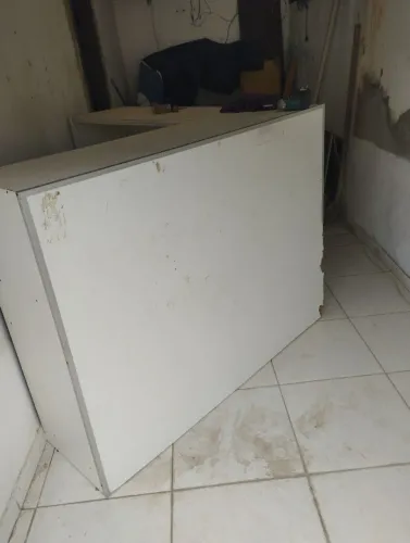Estou vendendo balcão MDF branco 