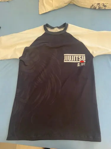 Blusa para o jiu-jítsu
