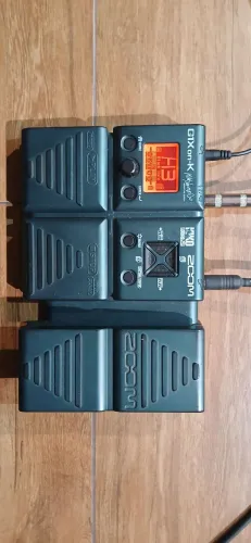 Pedaleira de guitarra zoom G1xon