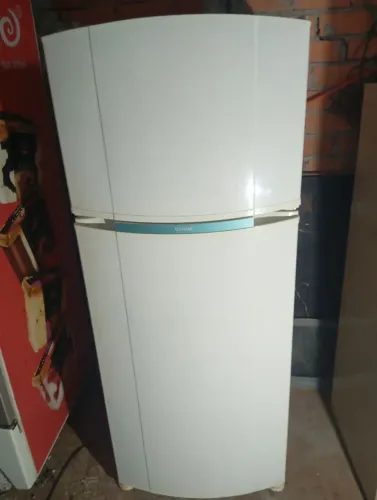 Vendo Geladeira Consul 435Litros, 110Volts, Revisada e Com 3 Meses de Garantia