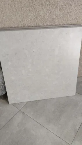 Piso porcelanato