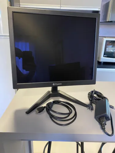 MONITOR 17? HD