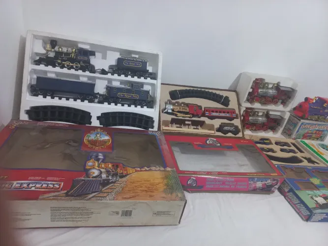 Ferrorama lote de trens de Brinquedo.
