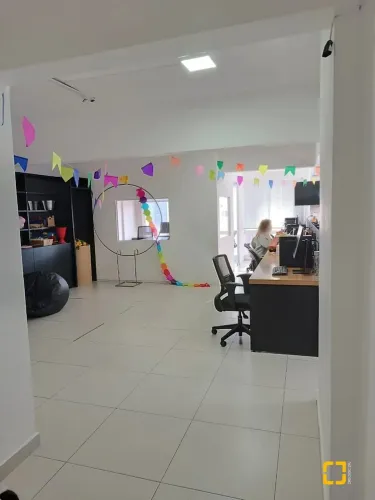 SALAS COMERCIAIS NO CENTRO DE FLORIANÓPOLIS