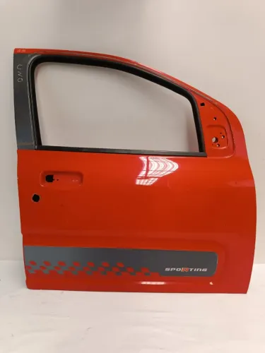 Porta Dianteira | Fiat Uno Vivace 2012 A 2021 | Lado Direito (Miolo na Porta) - Usada #63