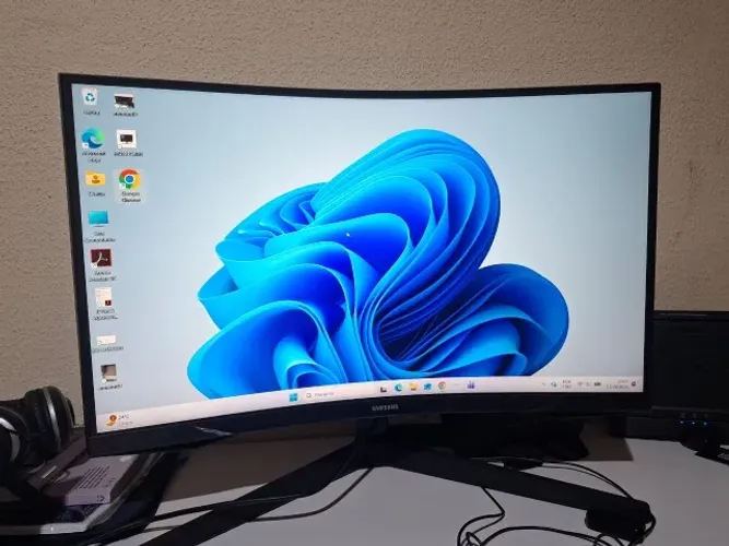 monitor Samsung Odyssey G5 (27" Curvo)
