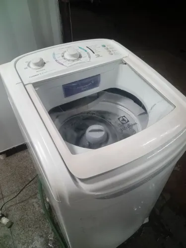 Máquina de lavar Electrolux 09kgs