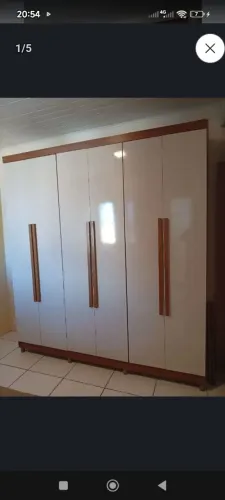 VD. Guarda roupa
