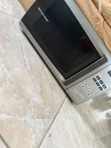 microondas com defeito 