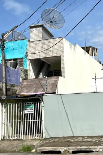 Casa em frente ao Santuário Nacional