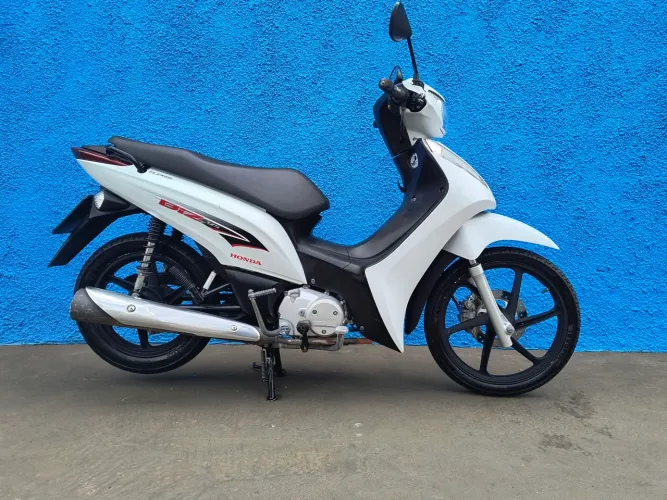 BIZ 125 EX / ANO 2015 / R$ 12.000