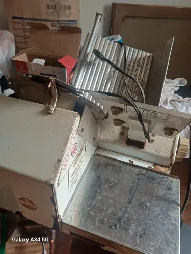 Cortador de frios