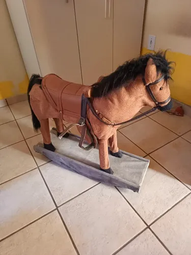 Cavalinho de madeira