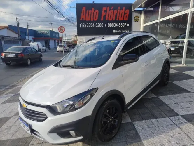 Chevrolet Onix Activ 1.4 8V Flex Mec. 4P 2019