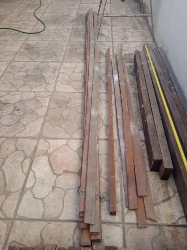 peças de Massaranduba e ripas