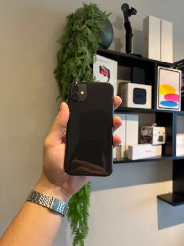 iPhone 11 64GB