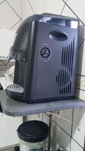 Puricador de água Latina seme-novo!!