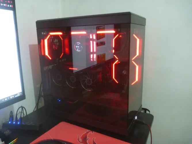 (Aceito troca) PC GAMER  RYZEN 7 5700x3D - RX 6750 XT