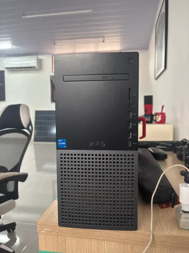 Dell XPS 8950 - I5 12400 - 16GB RAM - 6GB VRAM
