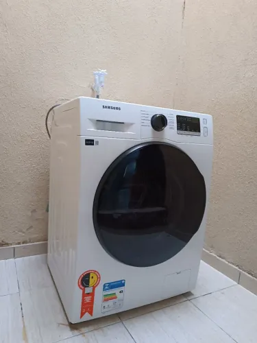 Máquina de lavar roupa Samsung 