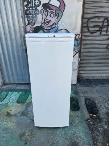 Vendo Geladeira Electrolux R$ 650